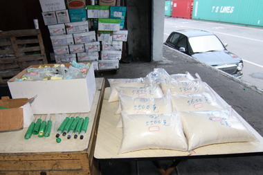 高雄關稅局查獲K他命毒品(圖)