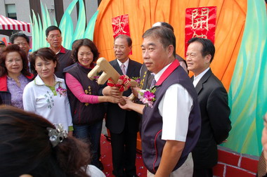 臺中縣立屯區藝文中心開館營運(圖)