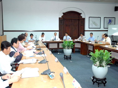 林政則：國中小學童H1N1新流感疫苗開打(圖)