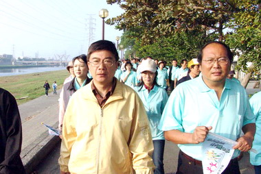 南市辦牽手護河川宣導活動(圖)