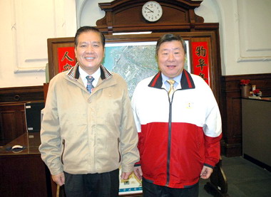 黃國新黨部服務榮民許明財感謝(圖)