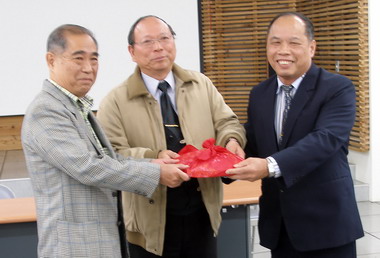 林務局辦聯誼會新、舊任會長交接典禮(圖)