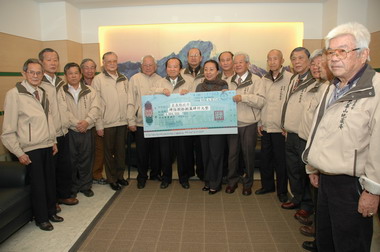 九華山地藏庵捐嘉縣4百多萬冬令救濟金(圖)