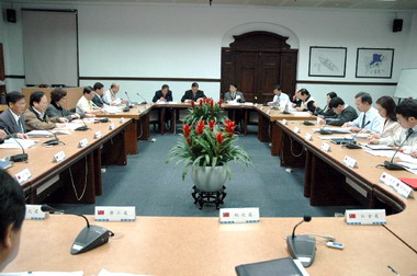 許明財：嚴防再次發生食物中毒事件(圖)