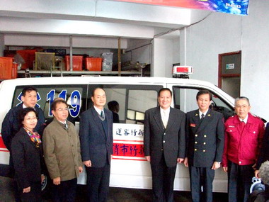 新竹客運公司捐贈全新救護車(圖)