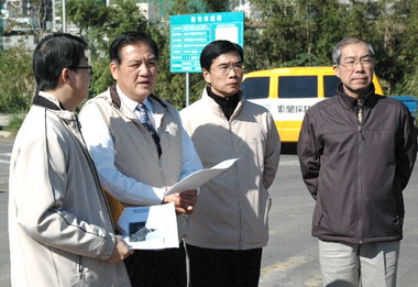 許明財視察高鐵連結新竹捷運系統工程(圖)