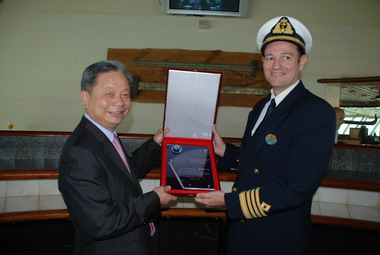 海洋神話郵輪高雄首航(圖)