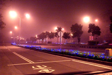 企業贊助LED燈打亮竹北市夜空(圖)