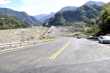 苗62線半天寮路段截彎取直及拓寬工程通車(圖)