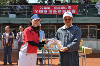 全國慢壘賽嘉義市開打 台灣燈會共襄盛舉(圖)