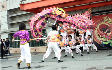 亞洲舞龍公開賽苗栗巨蛋體育館登場(圖)