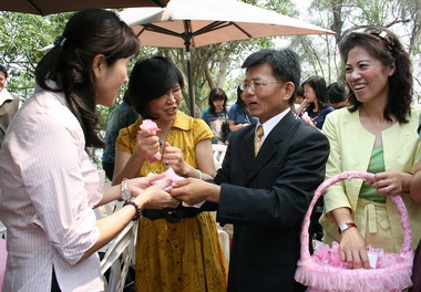 澄清湖畔舉辦南方優質女性澄清對談活動(圖)