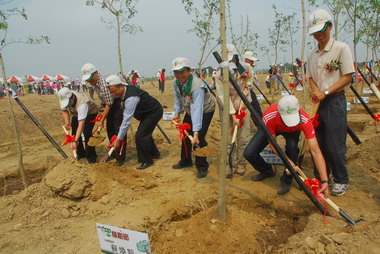 2010植樹減碳、綠滿南瀛(圖)
