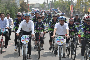 2010花博巡迴車首站到彰化(圖)
