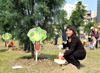 嘉市辦理減碳森活 綠能城市活動(圖)