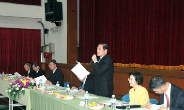 許明財出席財劃法修正建議會議(圖)