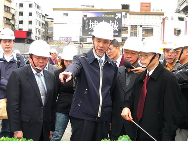 朱立倫視察基隆東岸聯外道路工程(圖)