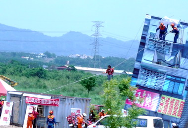 農委會辦土石流防災疏散撤離演習(圖)