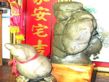 草屯出現天雕宮 宮中有奇石濟公(圖)