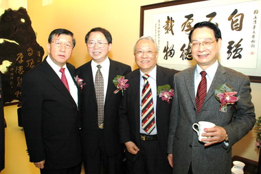 清華大學創校99週年邱鏡淳共襄盛舉(圖)