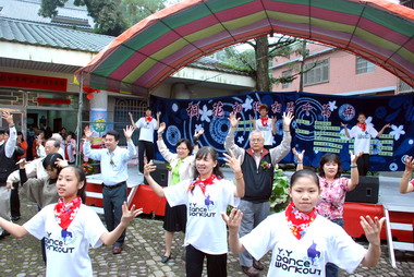 客家桐花祭中寮熱鬧登場(圖)