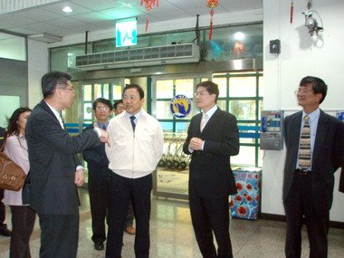 立院財政委員會視察澎湖港小三通建設(圖)