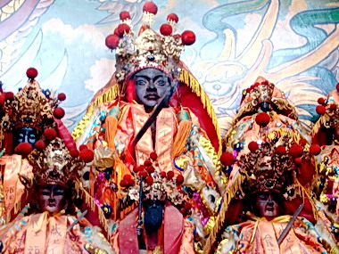 南投市內轆慶福寺週日大遶境(圖)