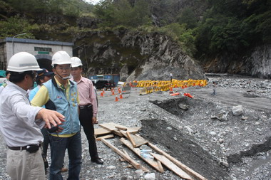 利稻村對外聯絡中斷僅靠古道、流籠連繫(圖)