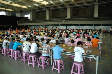 第七屆坤泰盃兒童心算比賽(圖)