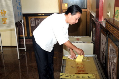 張花冠：珍惜手中神聖一票為嘉義舉才(圖)