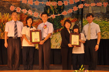 黃敏惠鼓勵得獎金者自我充實勇敢追夢(圖)