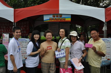 關稅局舉辦旅客及郵包通關政令宣導活動(圖)