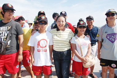 嘉縣端午節龍舟競賽東石漁人碼頭登場(圖)