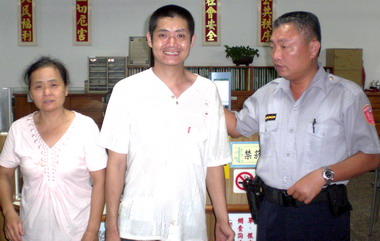 智能障礙男子迷路 警民合作助返家(圖)