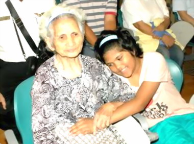 泰安千里達籍小朋友林憶儂取得定居證(圖)