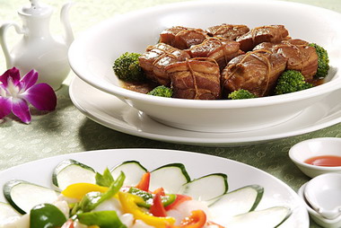 江浙海鮮樓推出我愛爸爸感恩三重送活動(圖)