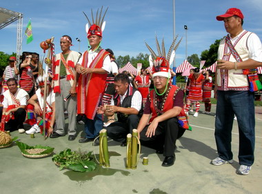 2010原住民聯合豐年祭(圖)