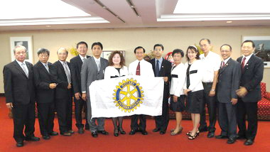 扶輪愛心音樂會助茁苗弱勢兒就學(圖)