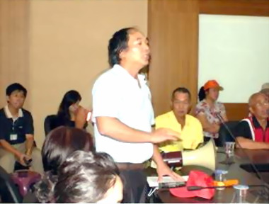 龍昇村民反對坤輿公司廢棄物處埋場操作(圖)