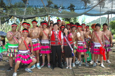 光復鄉太巴塱部落99年度豐年舞祭(圖)