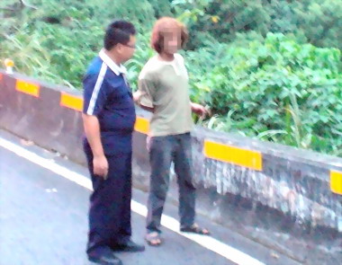 男子恐嚇搶奪女友惡行昭彰遭警逮捕(圖)