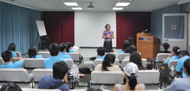 南區職業訓練中心師生參訪高雄關稅局(圖)