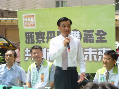 蘇嘉全走訪沙鹿鎮鹿寮商圈(圖)