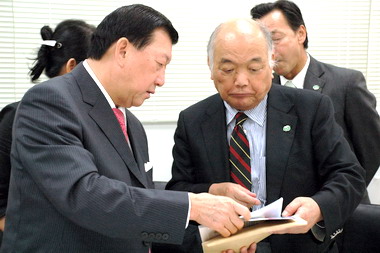 日本水耕栽培公司推銷自來水活化技術(圖)