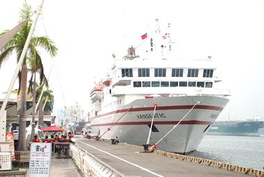 歐洲郵輪『漢神』輪6日首航高雄港(圖)