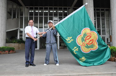 彰化縣代表隊參加99年全民運動會授旗典禮(圖)