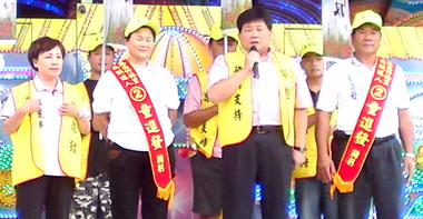 中縣里長候選人童進發成立競選服務處(圖)