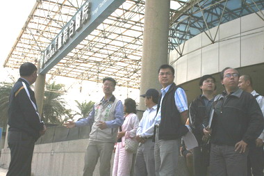 台中市議員候選人王立任會勘中棲路(圖)