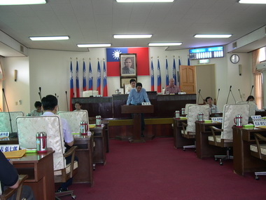 台中縣霧峰鄉民代表會面臨裁撤  將唱熄燈號(圖)