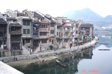 中國歷史文化十佳古城之一鎮遠縣(圖)